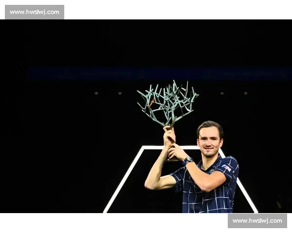 巴黎大师赛:魔咒与荣耀的收官对决 巴黎大师赛:魔咒与荣耀的收官对决